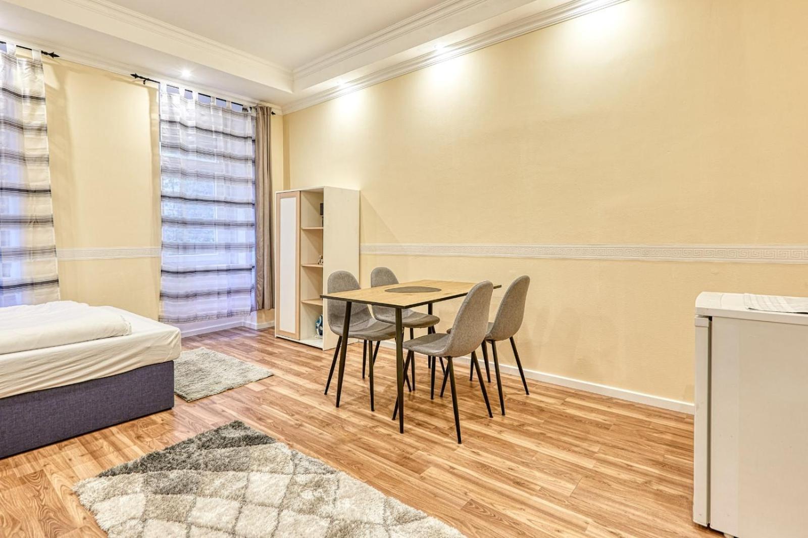 Apartmán Lovely Airbnb Near Schoenbrunn Vídeň Exteriér fotografie