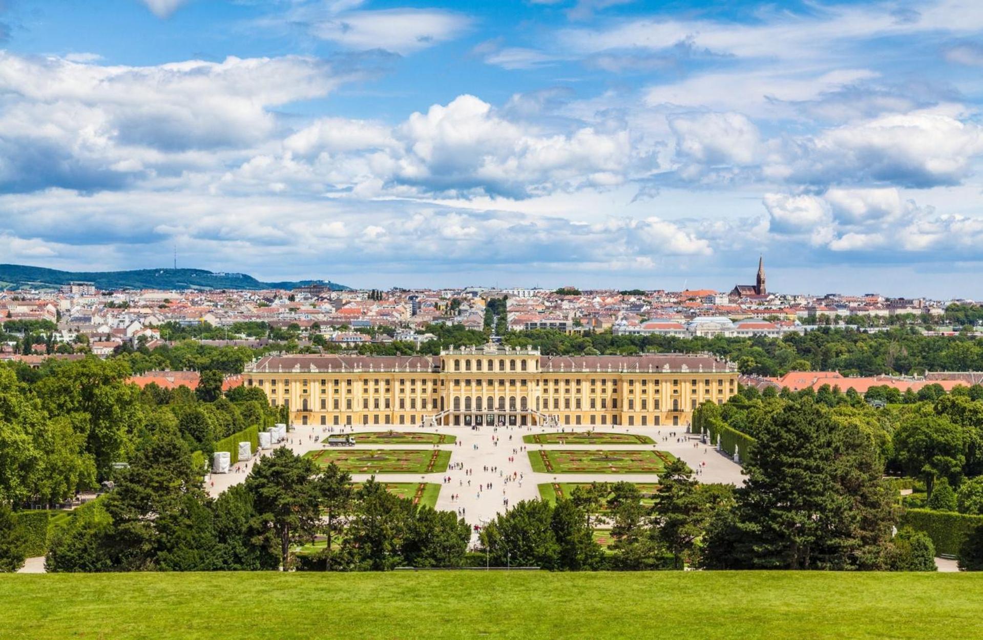 Apartmán Lovely Airbnb Near Schoenbrunn Vídeň Exteriér fotografie